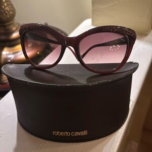 Roberto Cavalli sunglasses in excellent condition